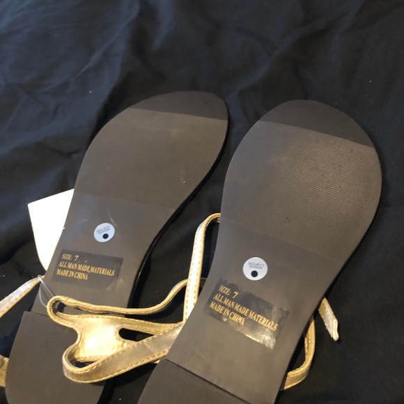 Charlotte Russe Flat Strappy Sandals, Gold, Size 7 - Picture 2 of 2